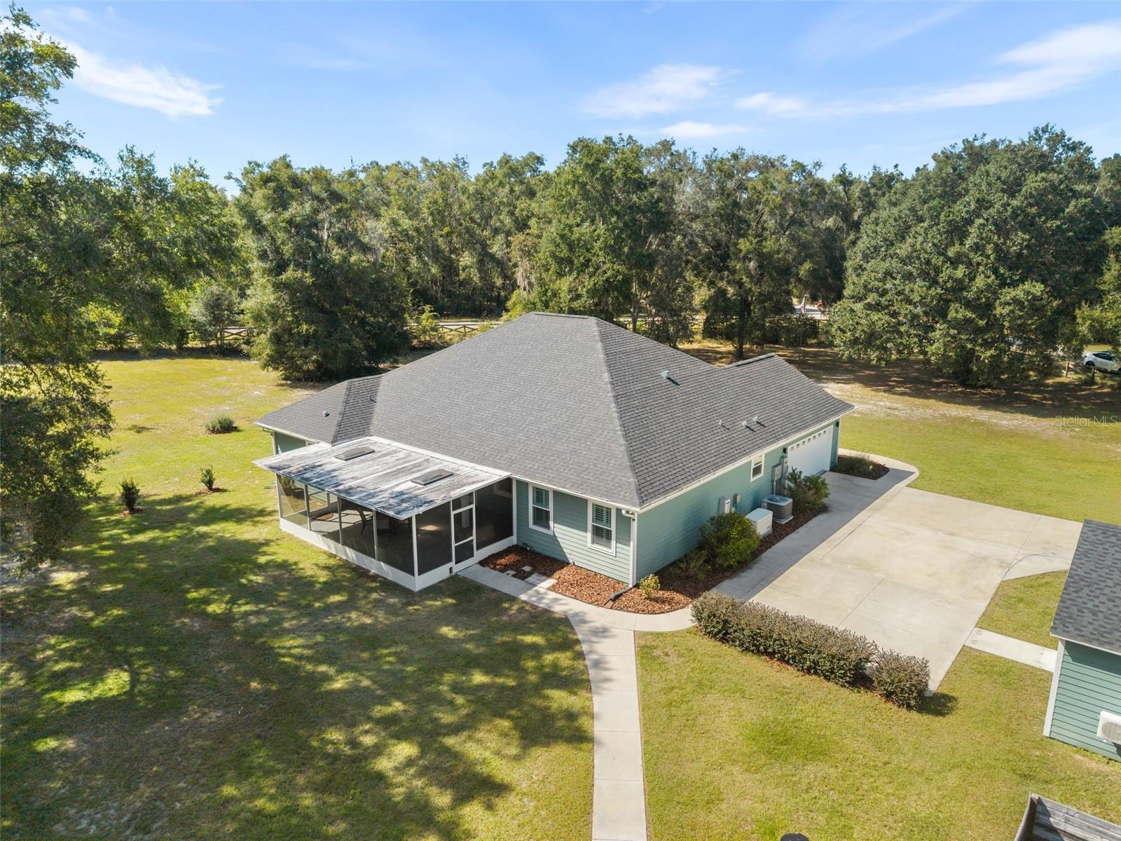 8499 NE 8TH PLACE, High Springs, FL 32643