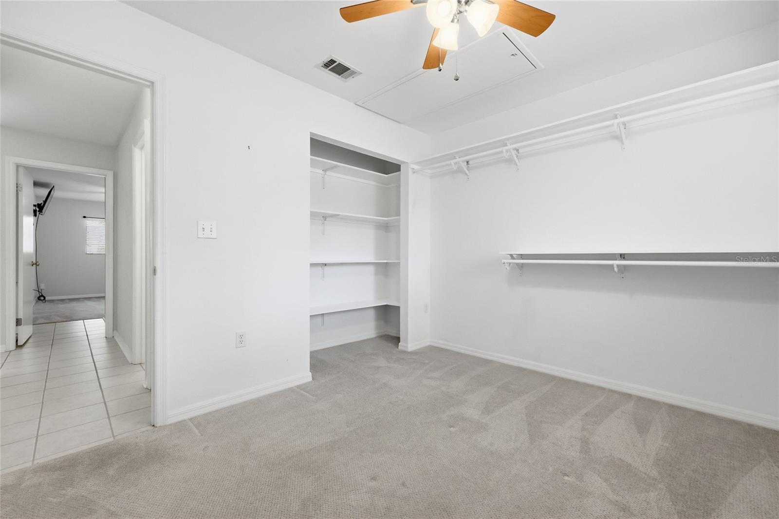 3426 NW 37TH AVENUE, #3426, Gainesville, FL 32605