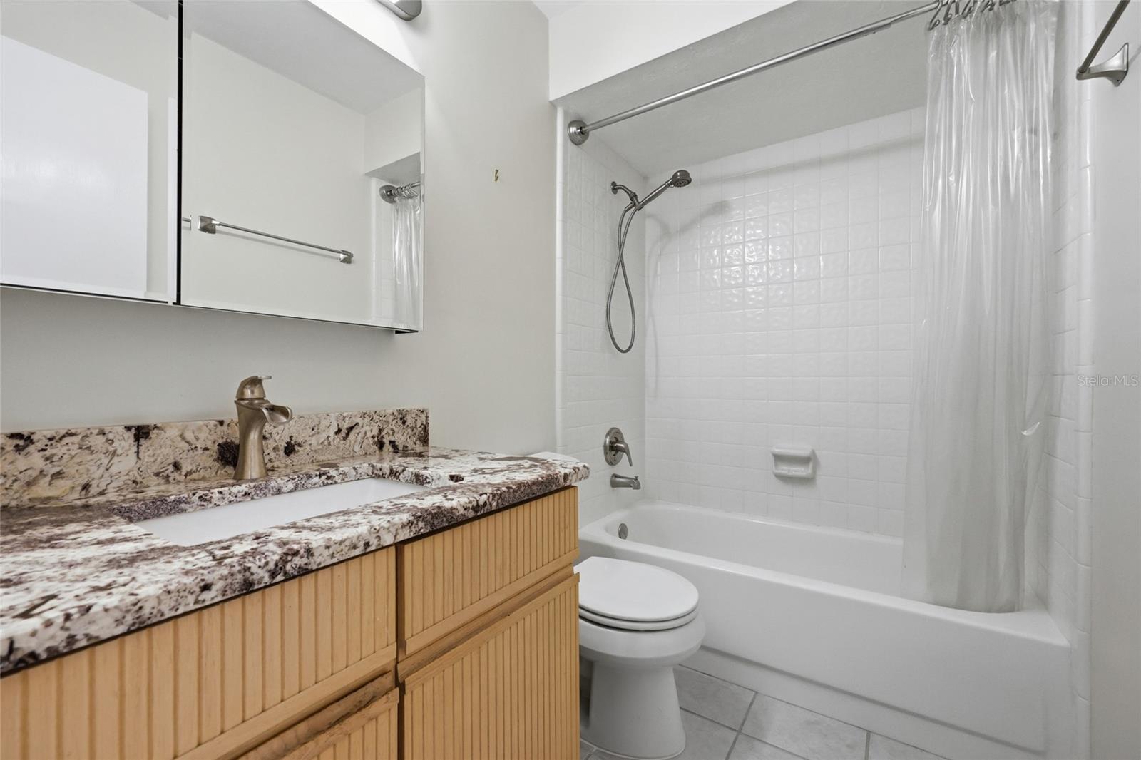 3426 NW 37TH AVENUE, #3426, Gainesville, FL 32605