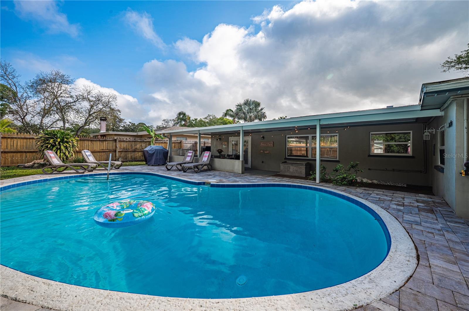 1462 MORROW DRIVE, Clearwater, FL 33756