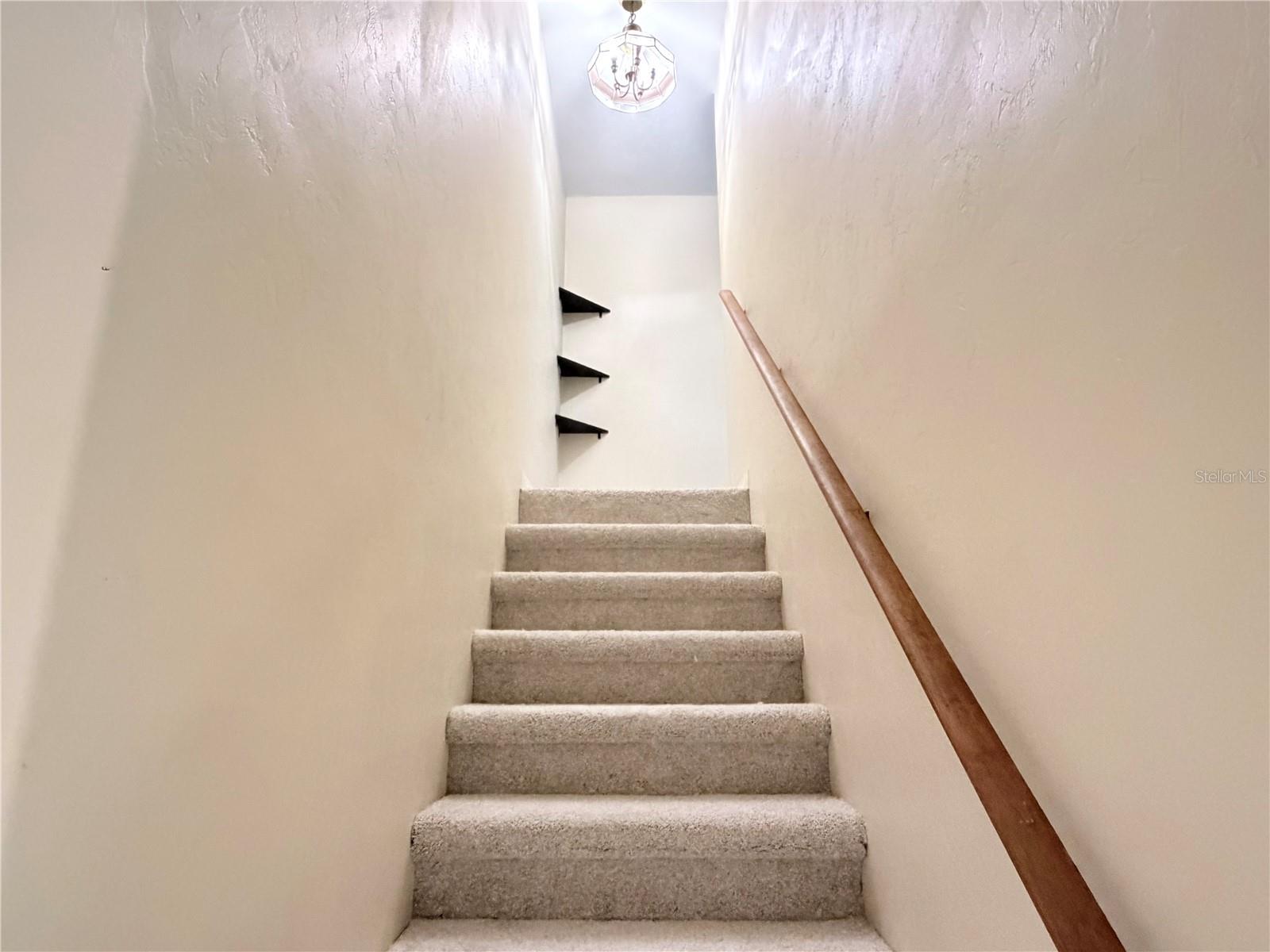3742 NW 53RD LANE, Gainesville, FL 32653