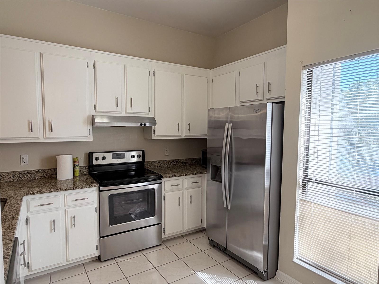 3742 NW 53RD LANE, Gainesville, FL 32653