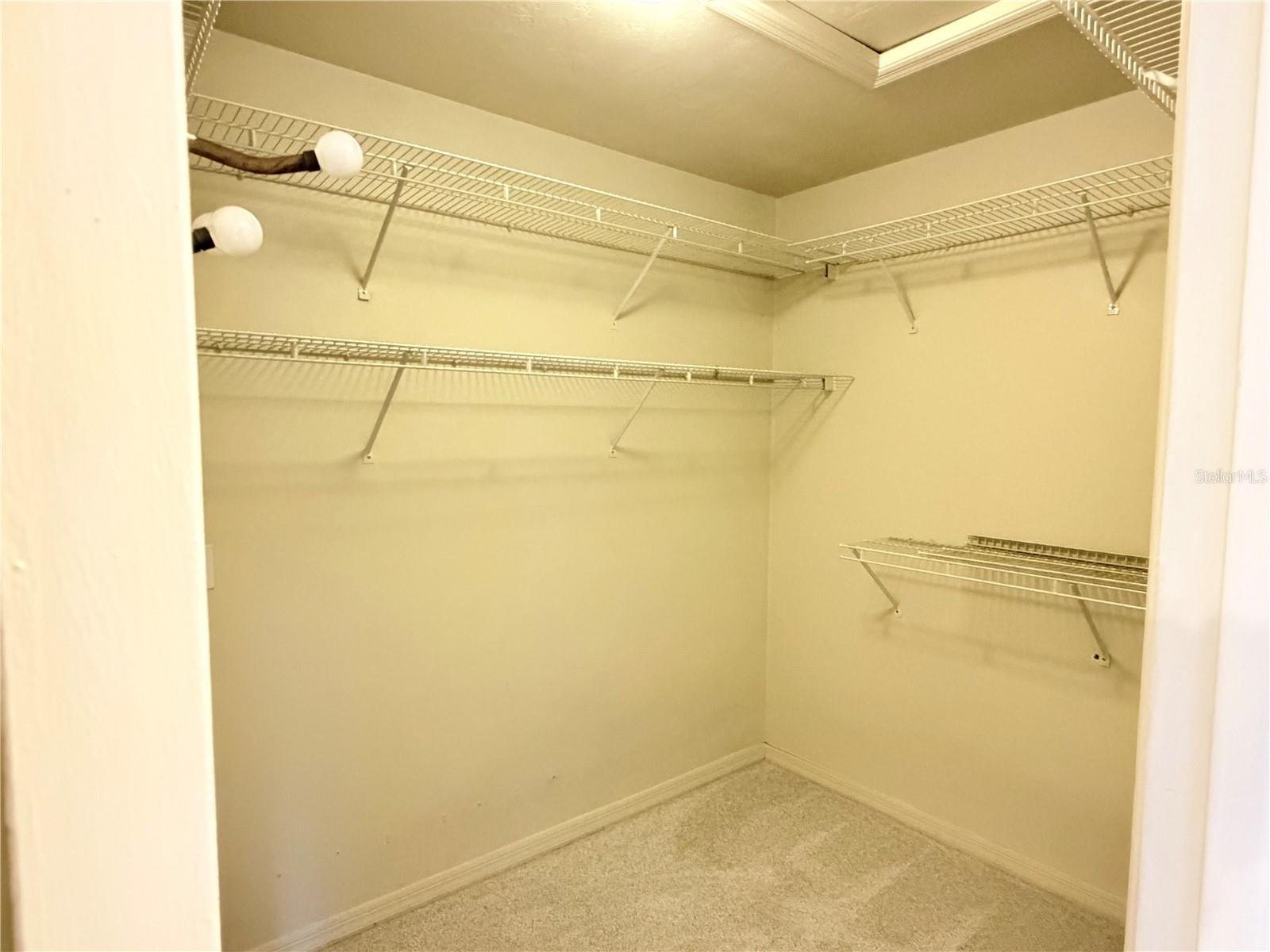 3742 NW 53RD LANE, Gainesville, FL 32653