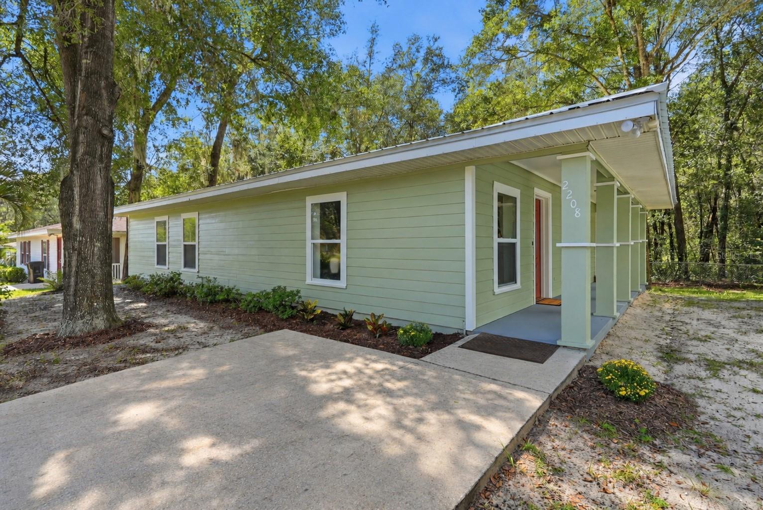 2208 SE 30TH STREET, Gainesville, FL 32641 2208 SE 30TH STREET, Gainesville, FL 32641