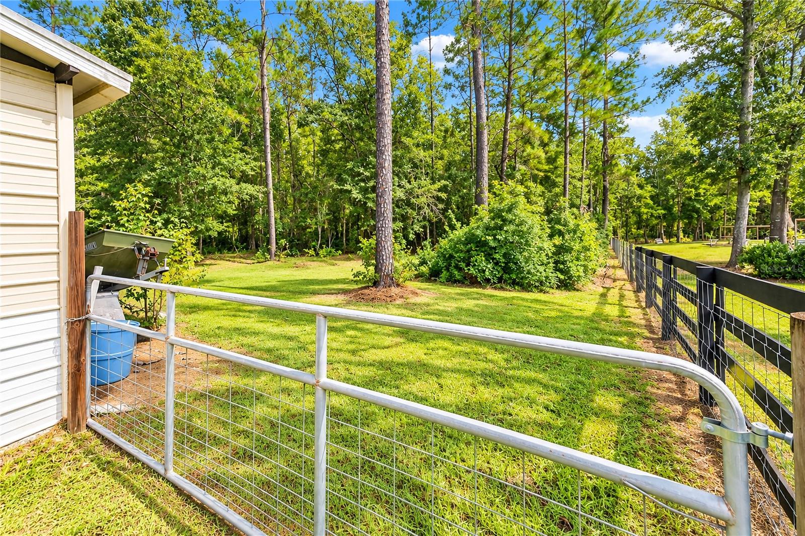 5125 NE COUNTY ROAD 1469, Hawthorne, FL 32640