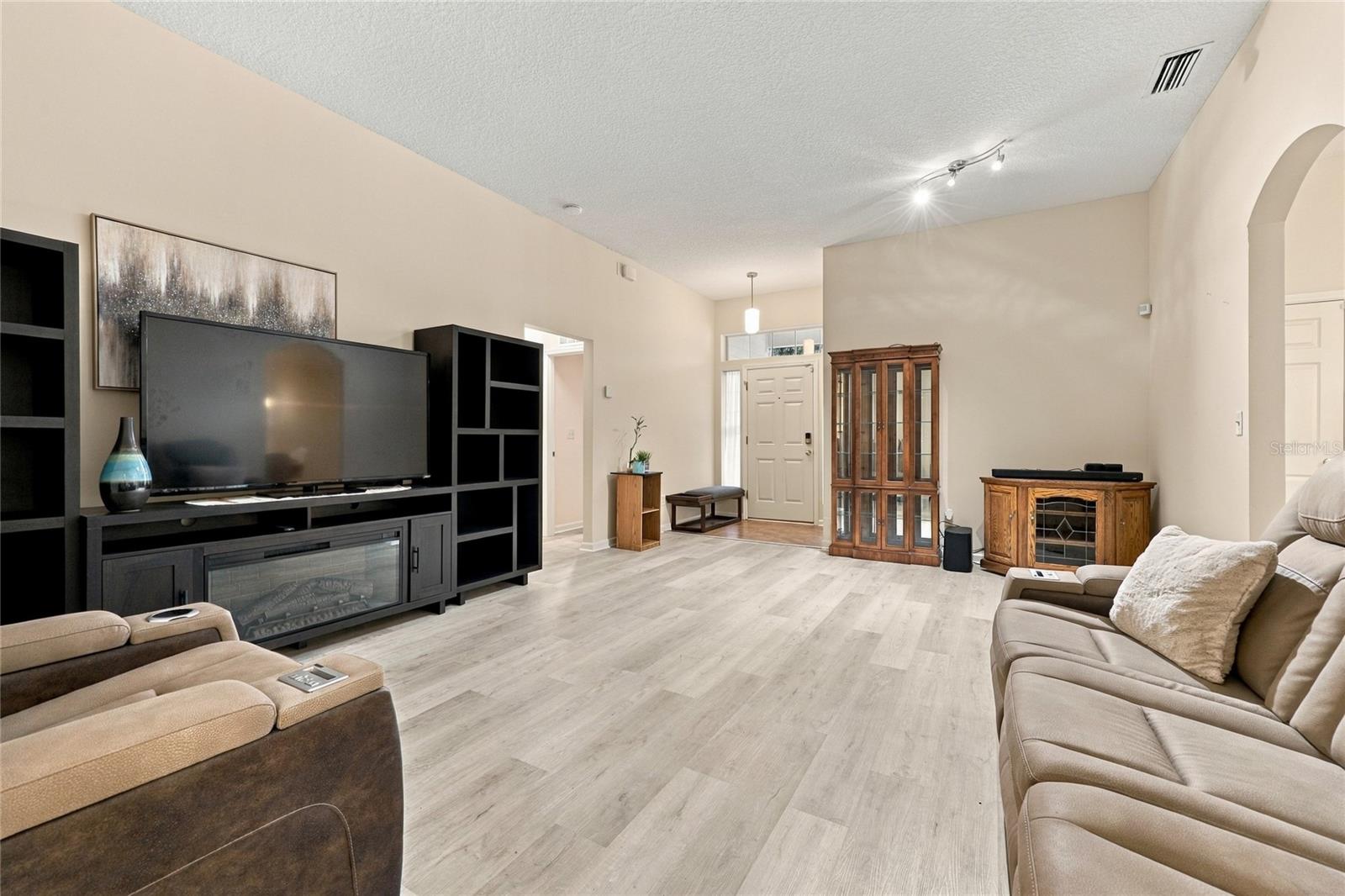 8114 NW 52ND STREET, Gainesville, FL 32653