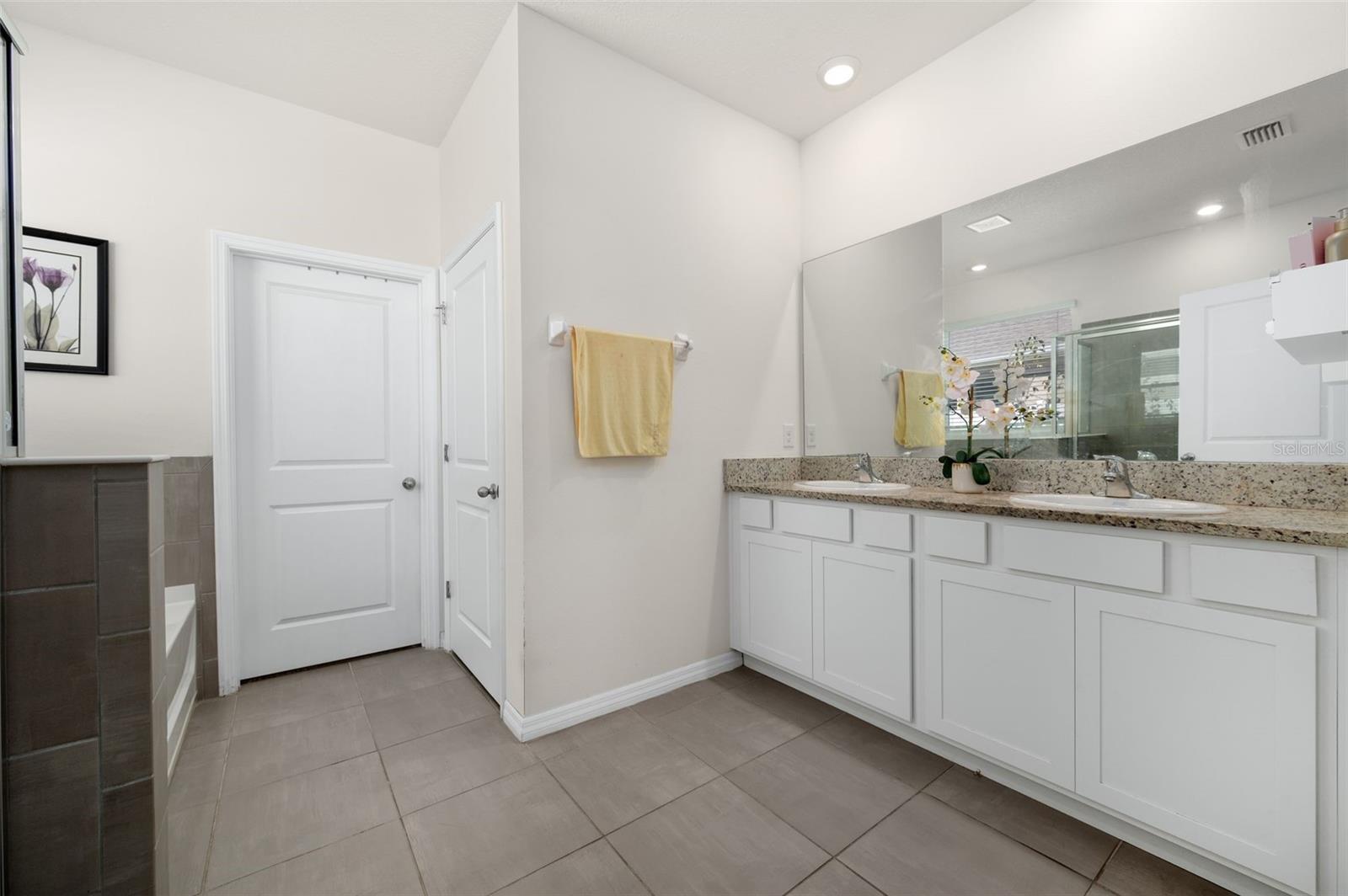 8296 SW 57TH COURT, Ocala, FL 34476