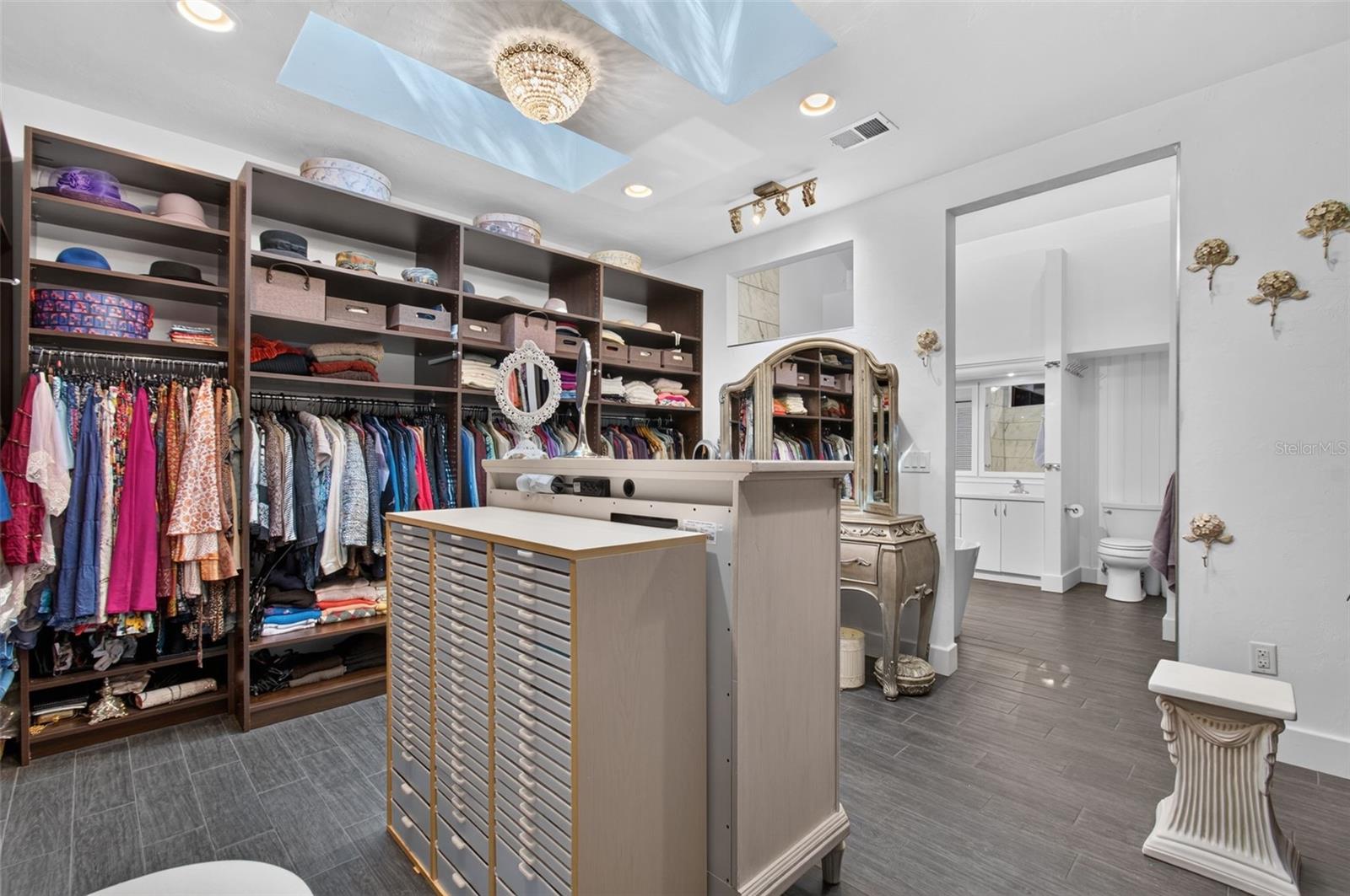 2716 NW 21ST STREET, Gainesville, FL 32605