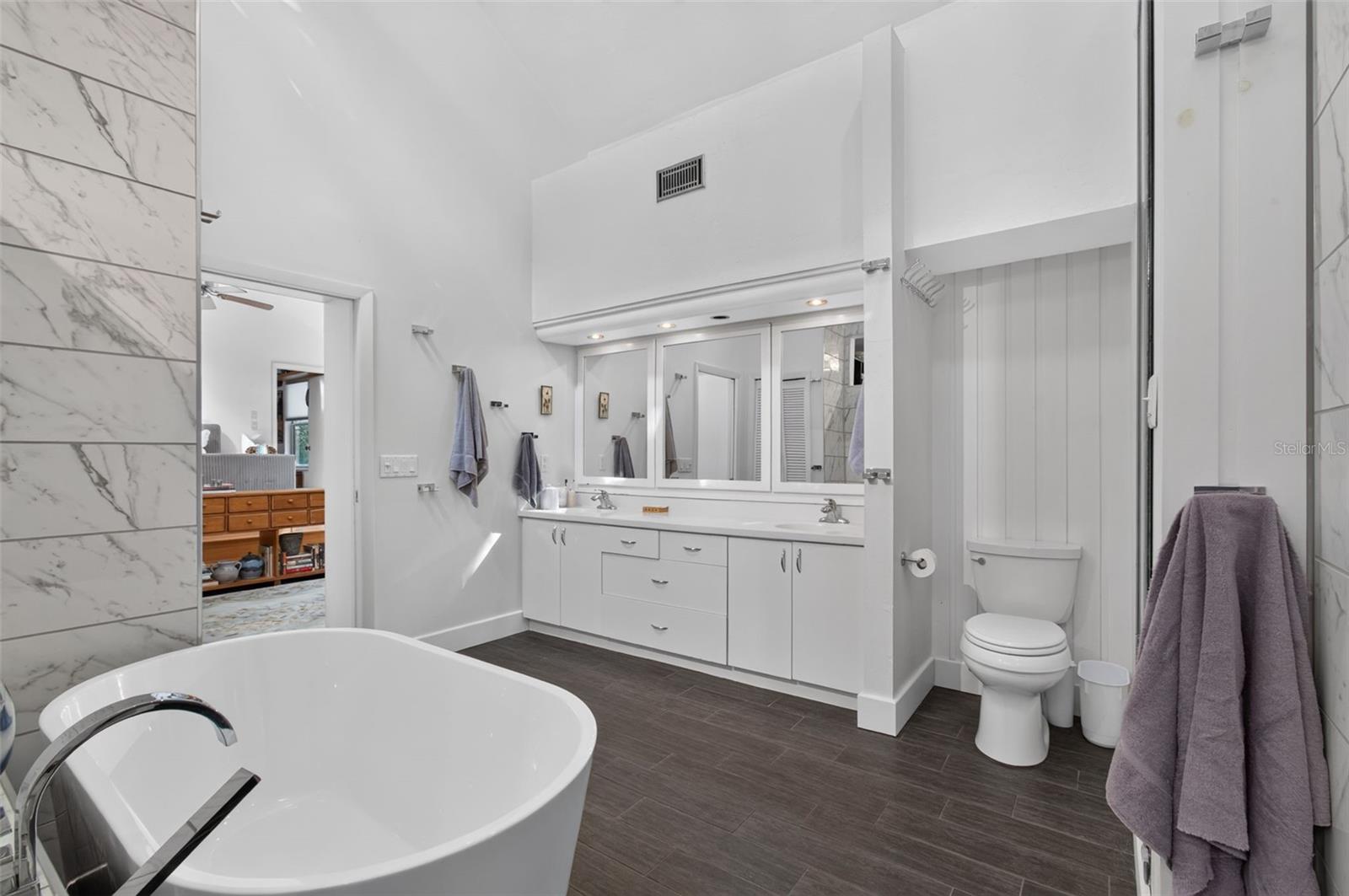 2716 NW 21ST STREET, Gainesville, FL 32605
