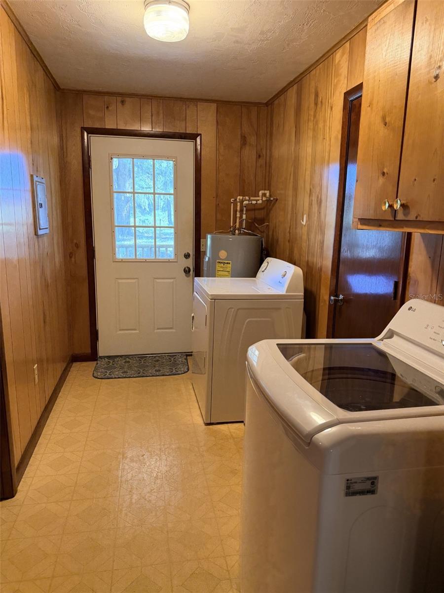4251 NW 100TH AVENUE, Chiefland, FL 32626