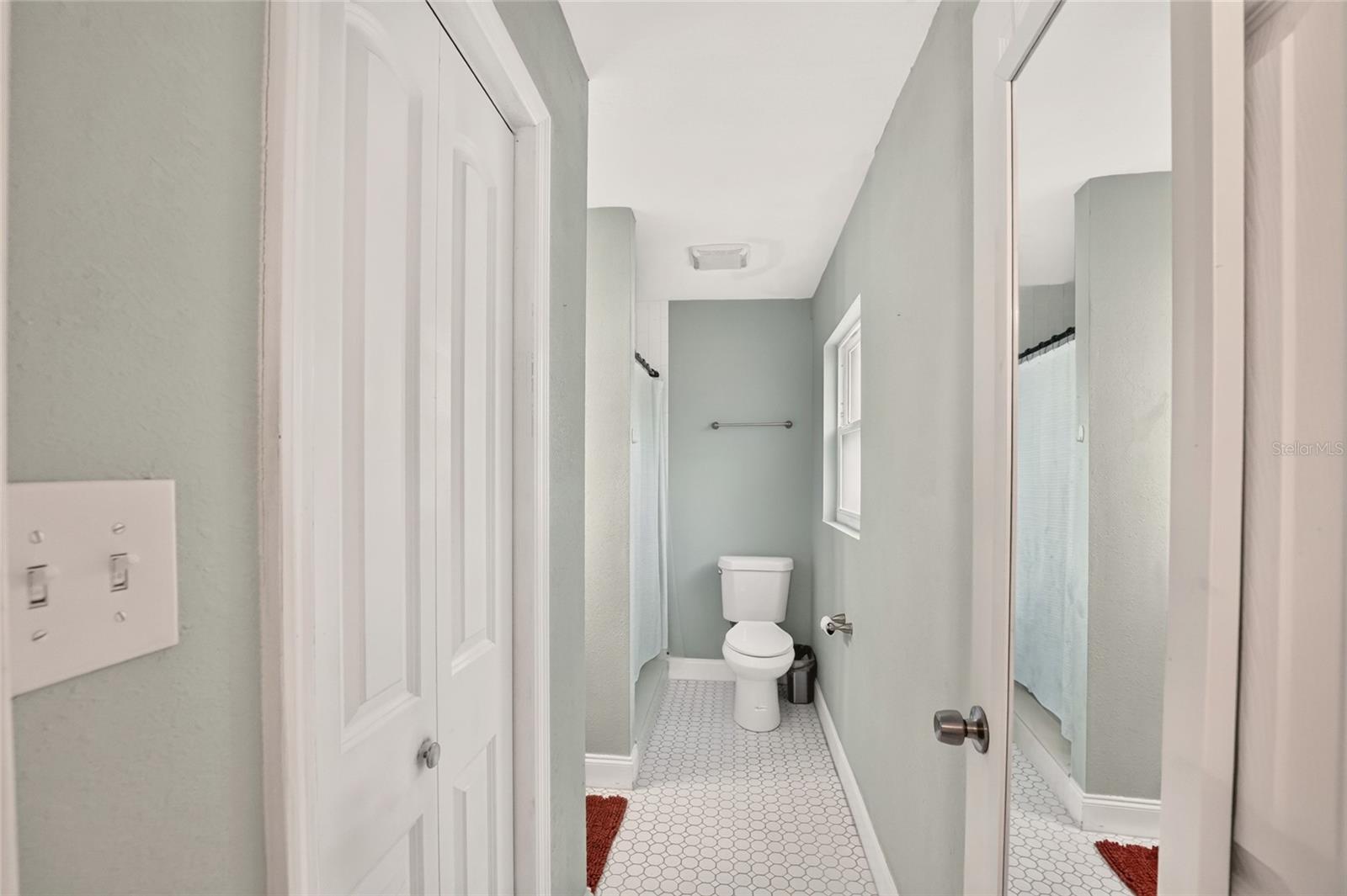3310 NW 30TH AVENUE, Gainesville, FL 32605