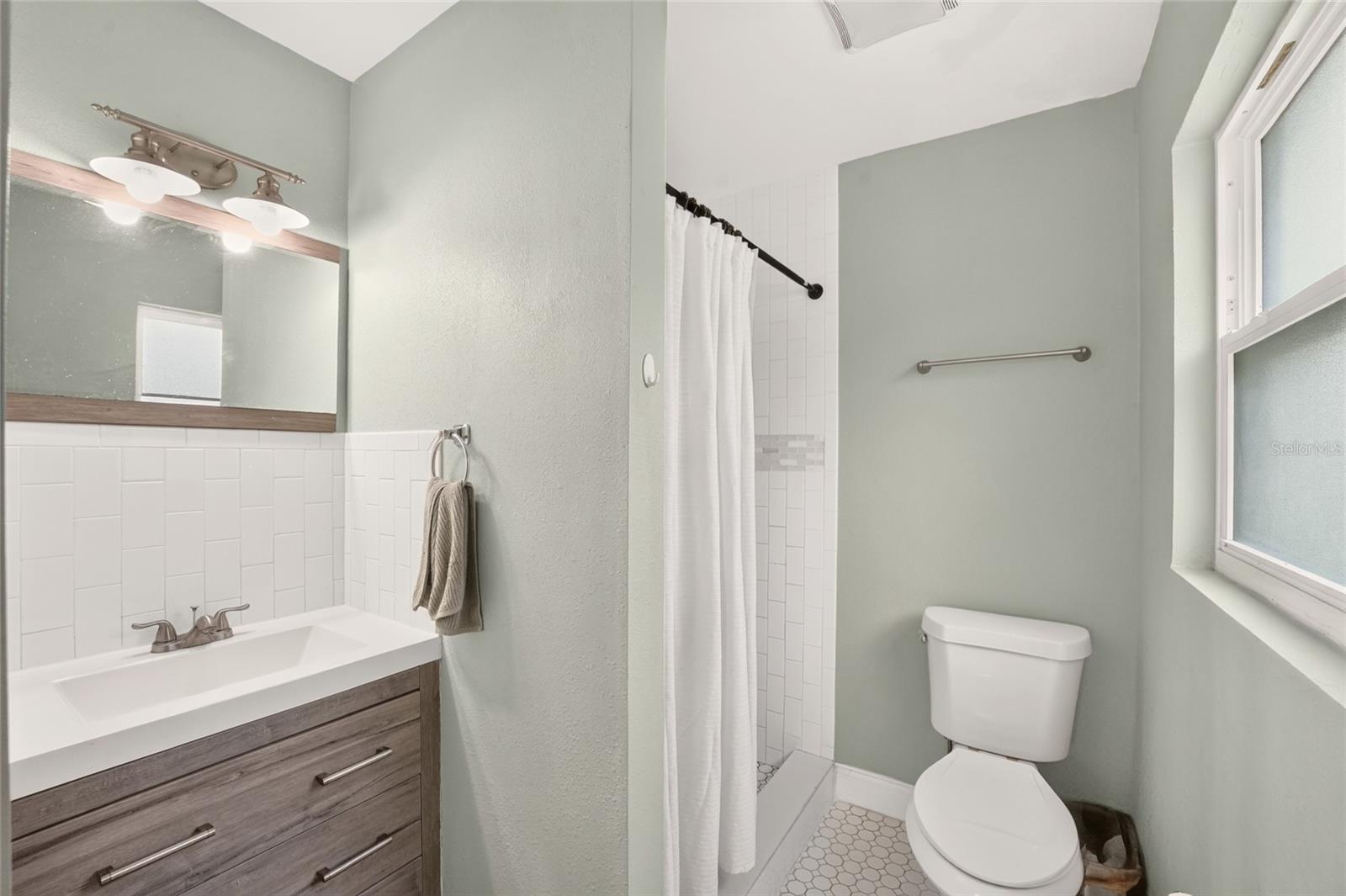 3310 NW 30TH AVENUE, Gainesville, FL 32605