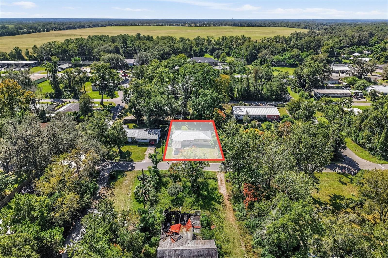 620 NE 2ND AVENUE, Trenton, FL 32693