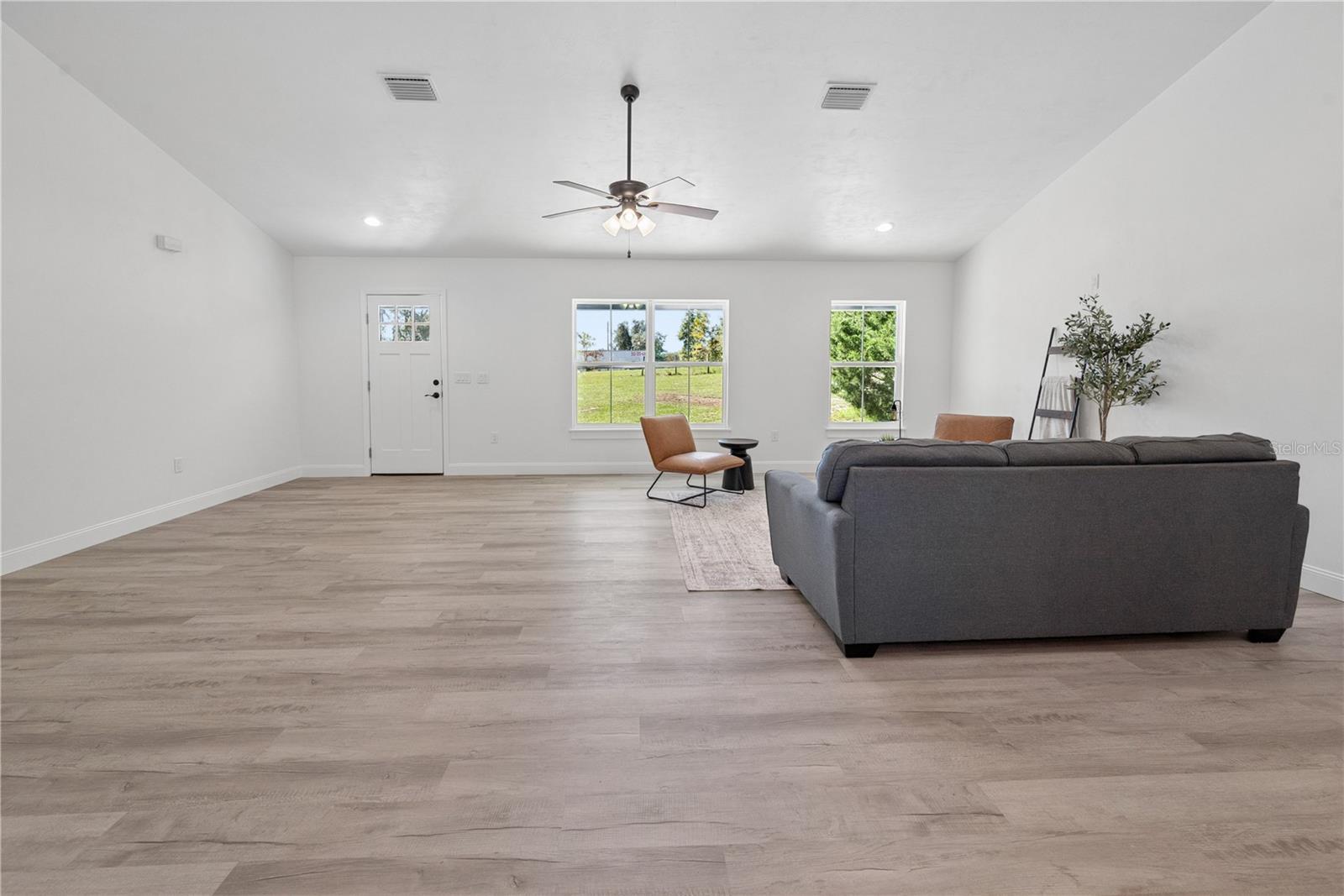 2752 NW TENTH STREET, Bell, FL 32619