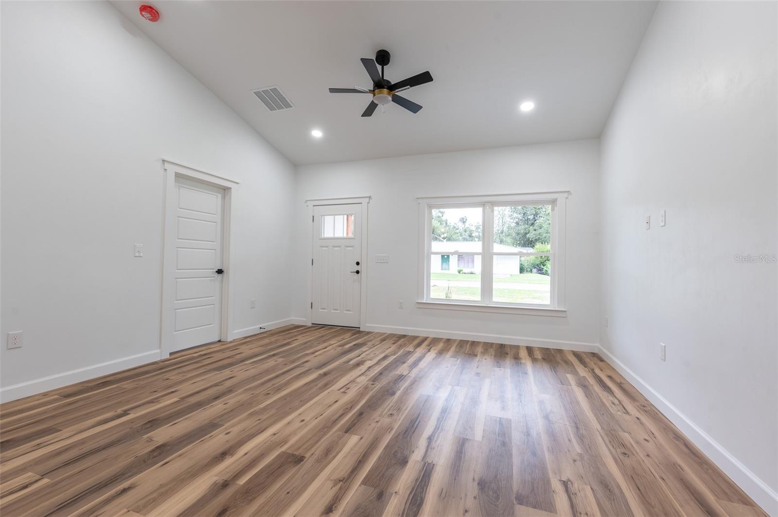 26567 SW 4TH AVENUE, Newberry, FL 32669 26567 SW 4TH AVENUE, Newberry, FL 32669