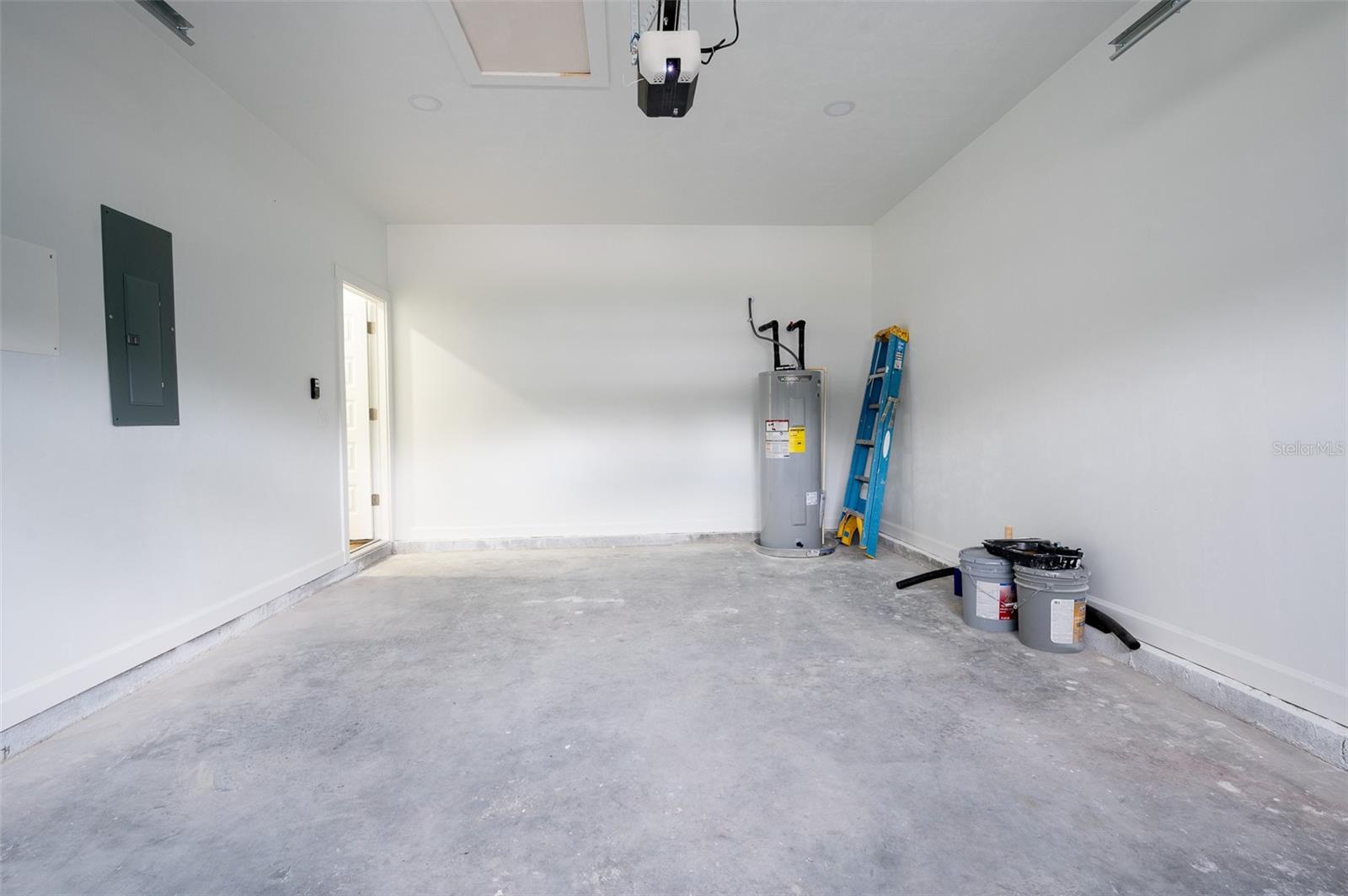 26567 SW 4TH AVENUE, Newberry, FL 32669