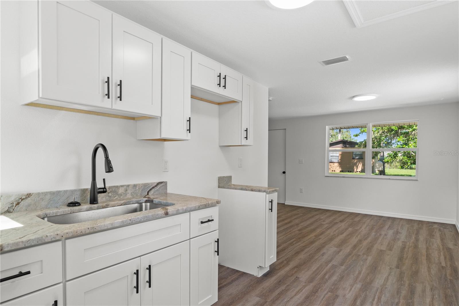 654 NE 2ND STREET, Crystal River, FL 34429
