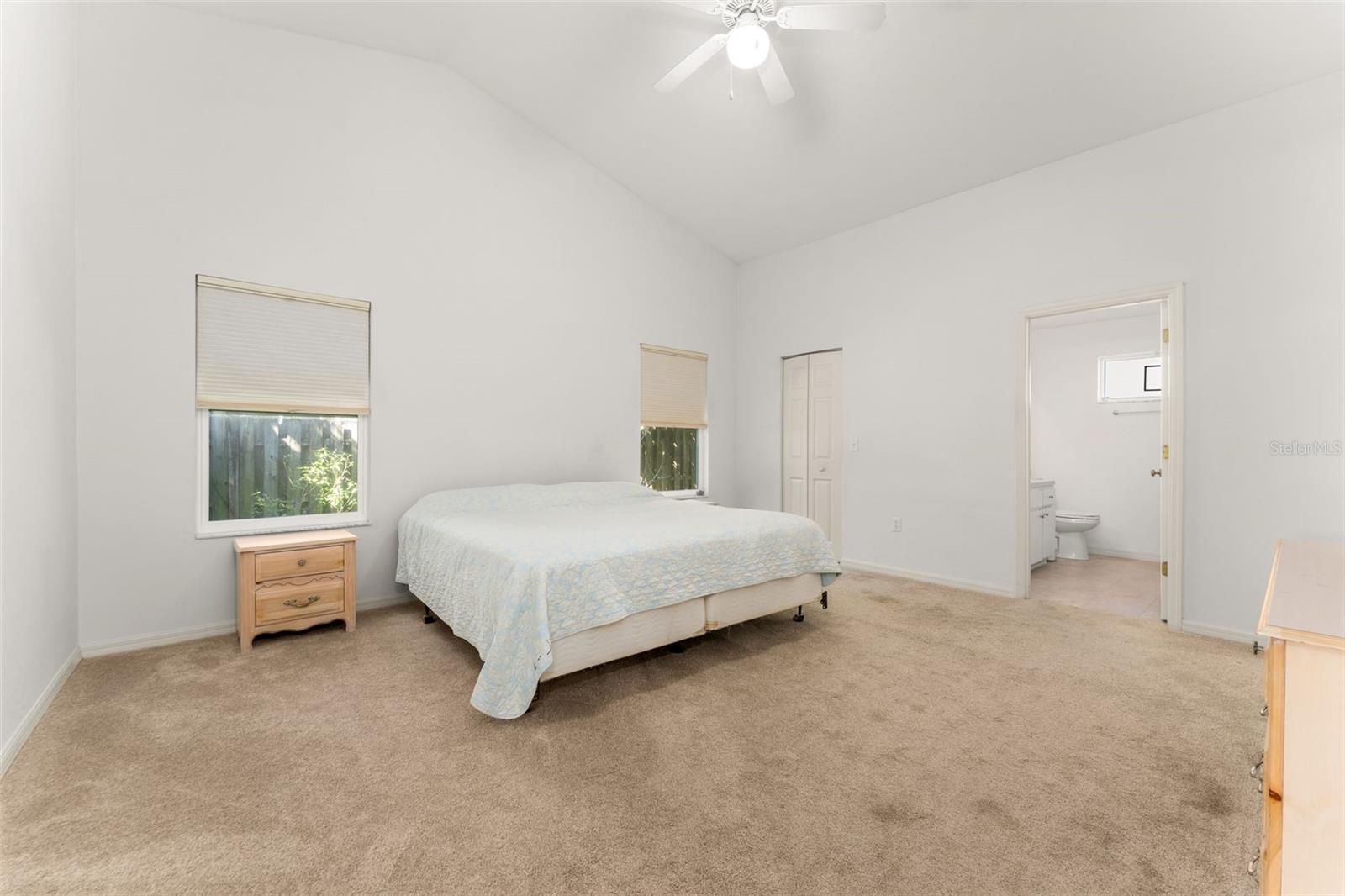 4916 NW 20TH TERRACE, Gainesville, FL 32605