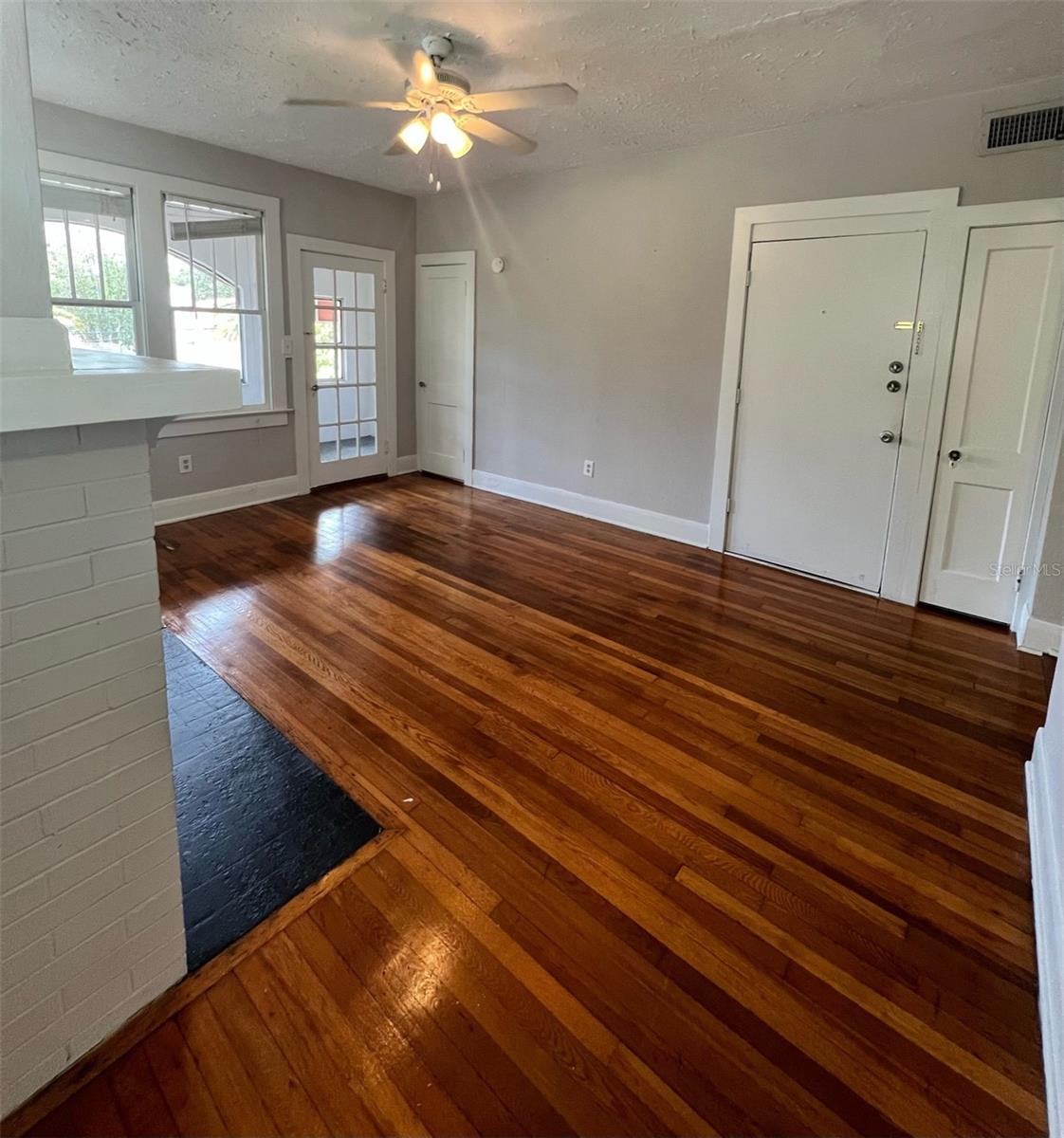 3303 W EMPEDRADO STREET, #2, Tampa, FL 33629