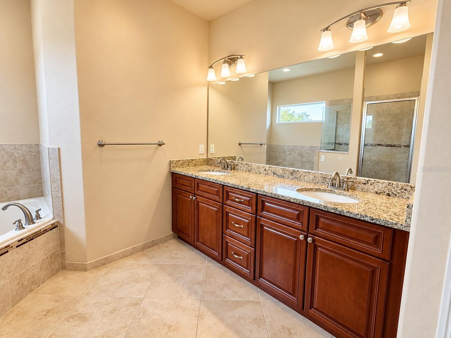 23172 NW 8TH PLACE, Newberry, FL 32669