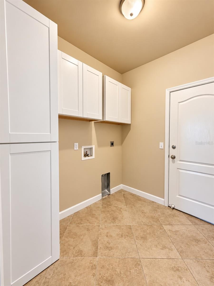 23172 NW 8TH PLACE, Newberry, FL 32669
