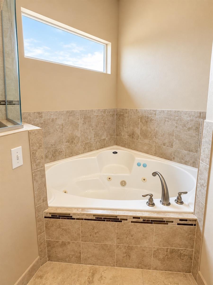 23172 NW 8TH PLACE, Newberry, FL 32669
