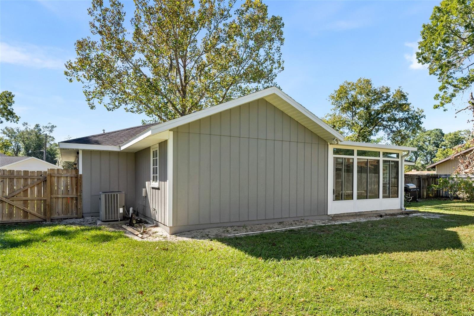 4924 NW 28TH PLACE, Gainesville, FL 32606