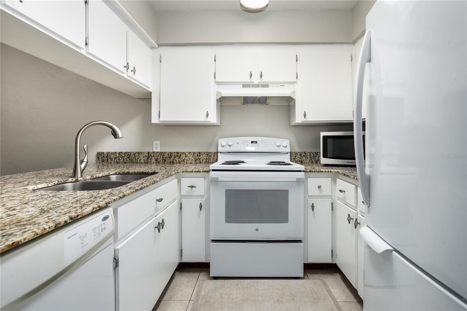 2635 SW 35TH PLACE, #902, Gainesville, FL 32608