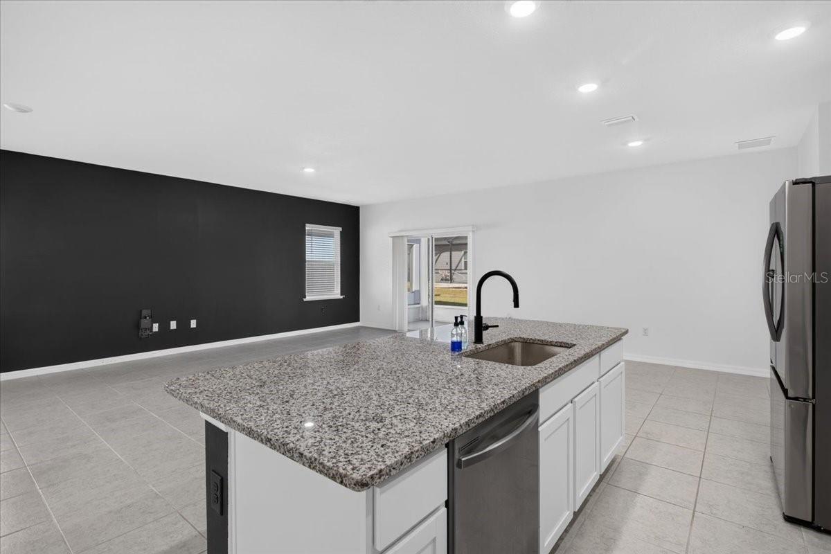 1957 NW 248TH WAY, Newberry, FL 32669