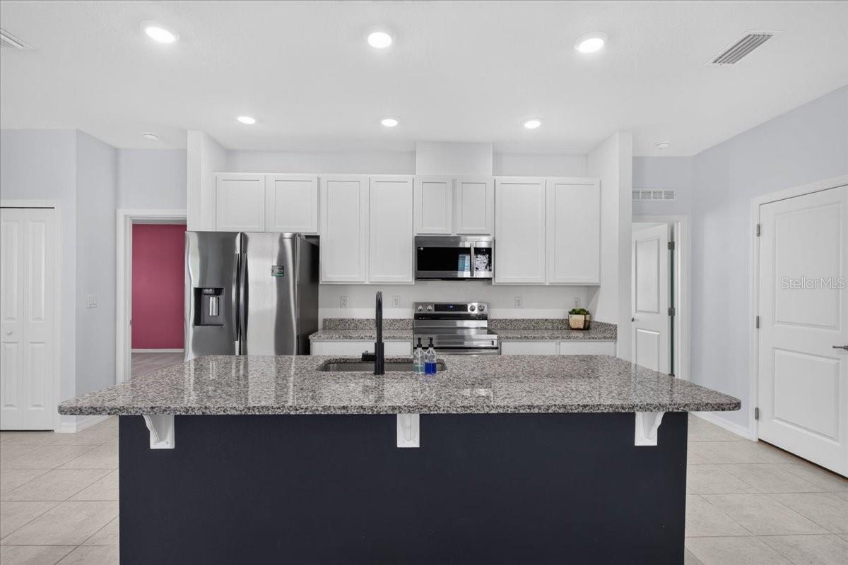 1957 NW 248TH WAY, Newberry, FL 32669