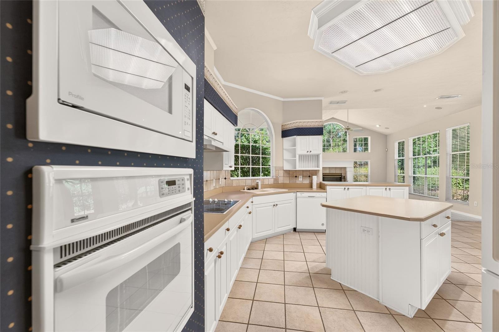 10412 SW 49TH LANE, Gainesville, FL 32608