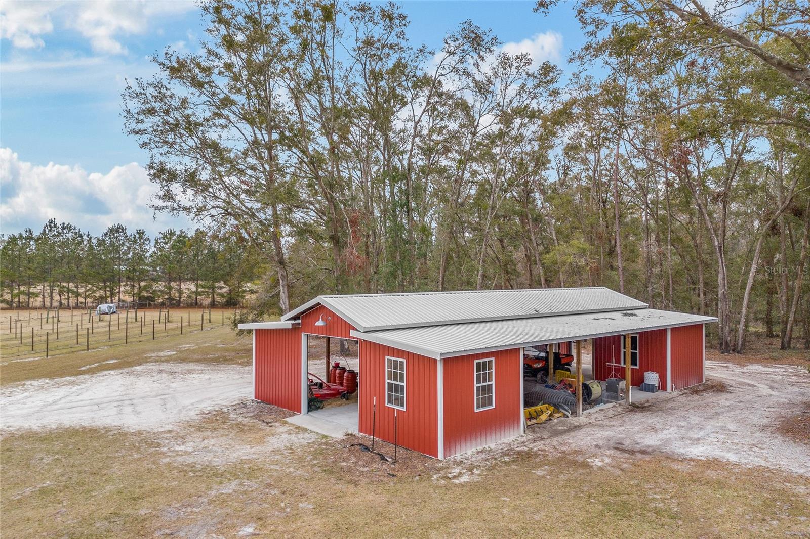 3725 172ND STREET, Wellborn, FL 32094