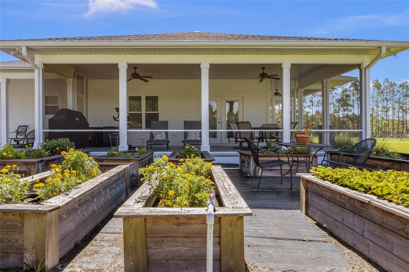 3725 172ND STREET, Wellborn, FL 32094