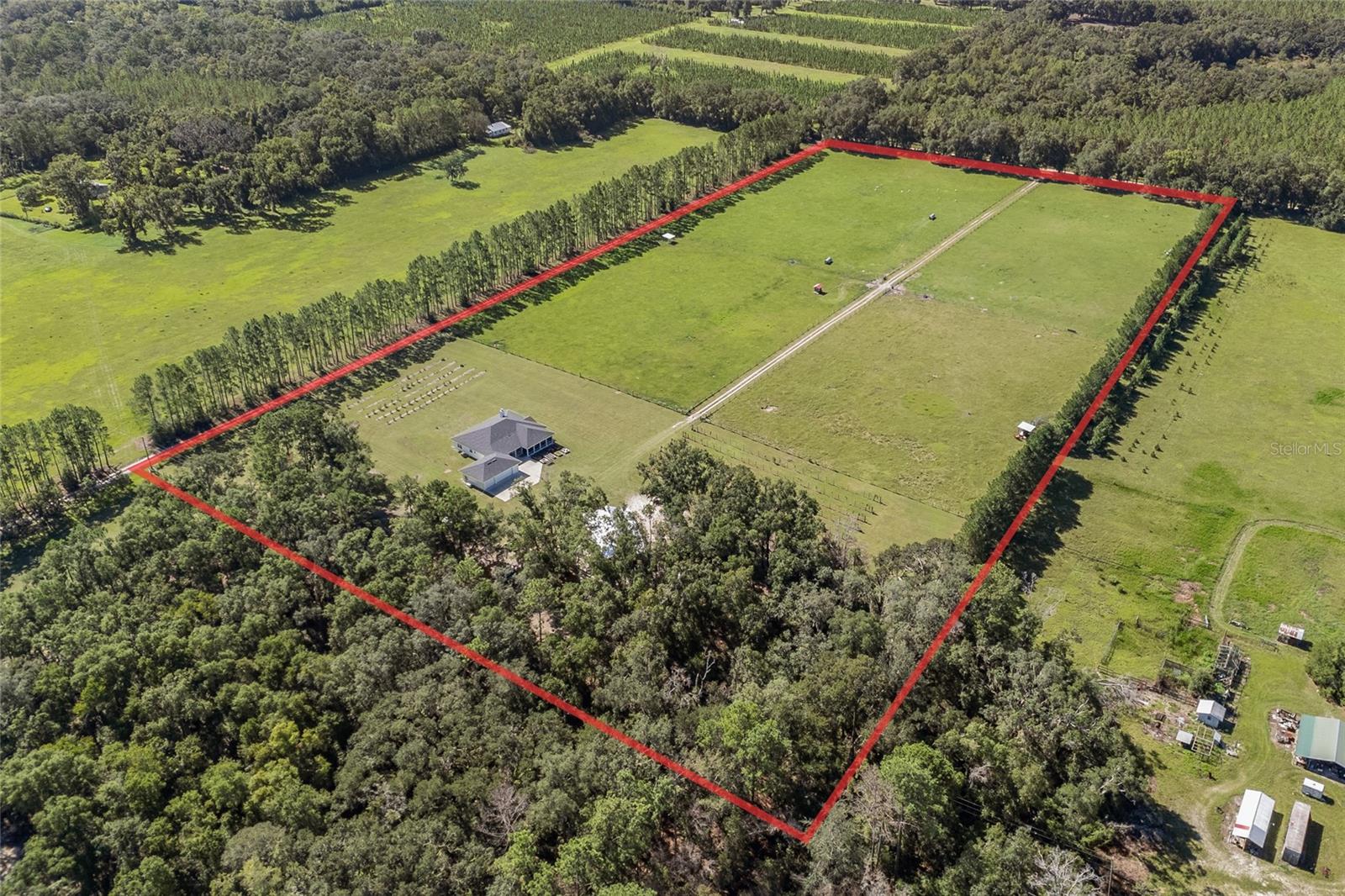 3725 172ND STREET, Wellborn, FL 32094