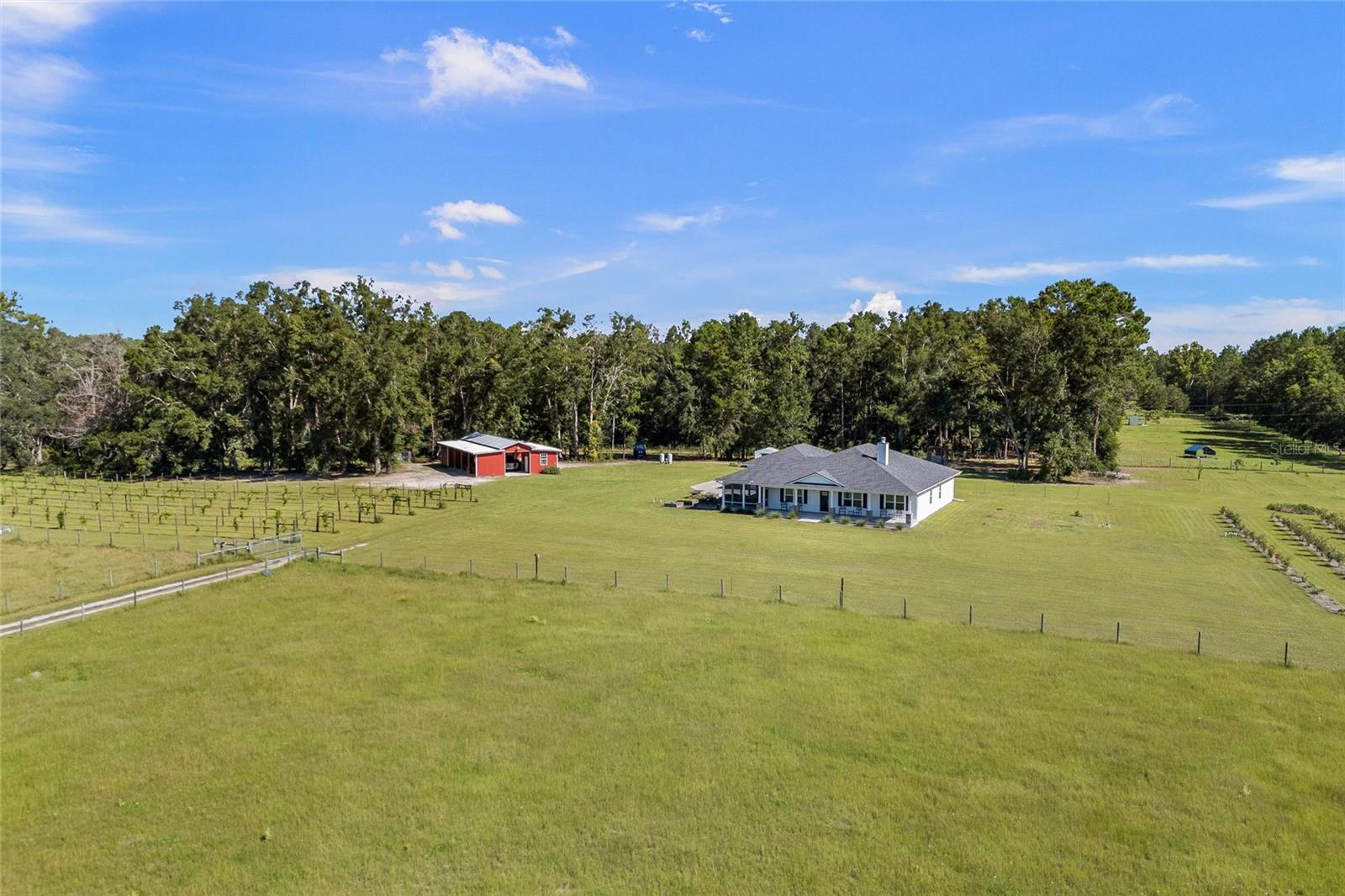3725 172ND STREET, Wellborn, FL 32094