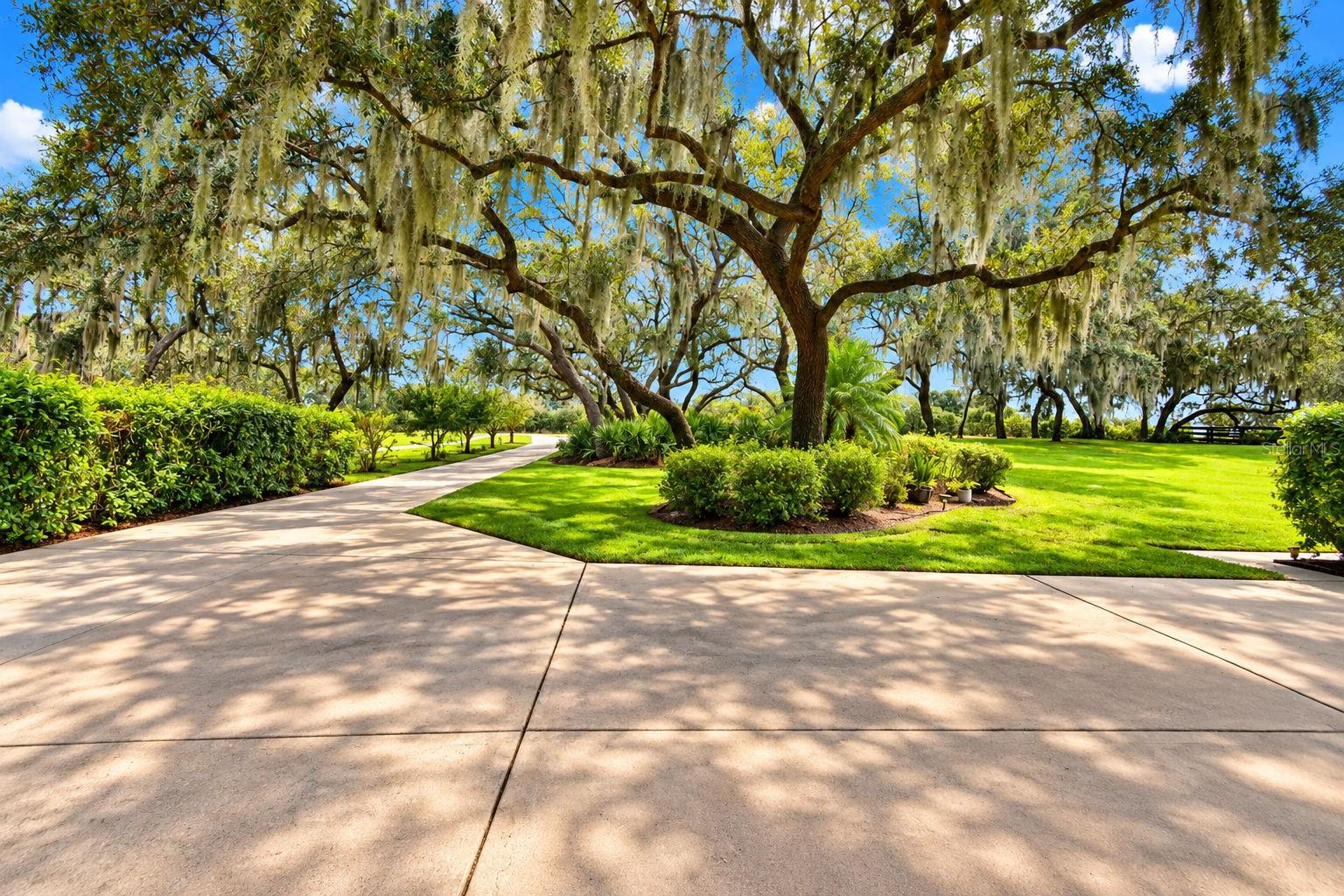 2391 S LAKE REEDY BOULEVARD, Frostproof, FL 33843