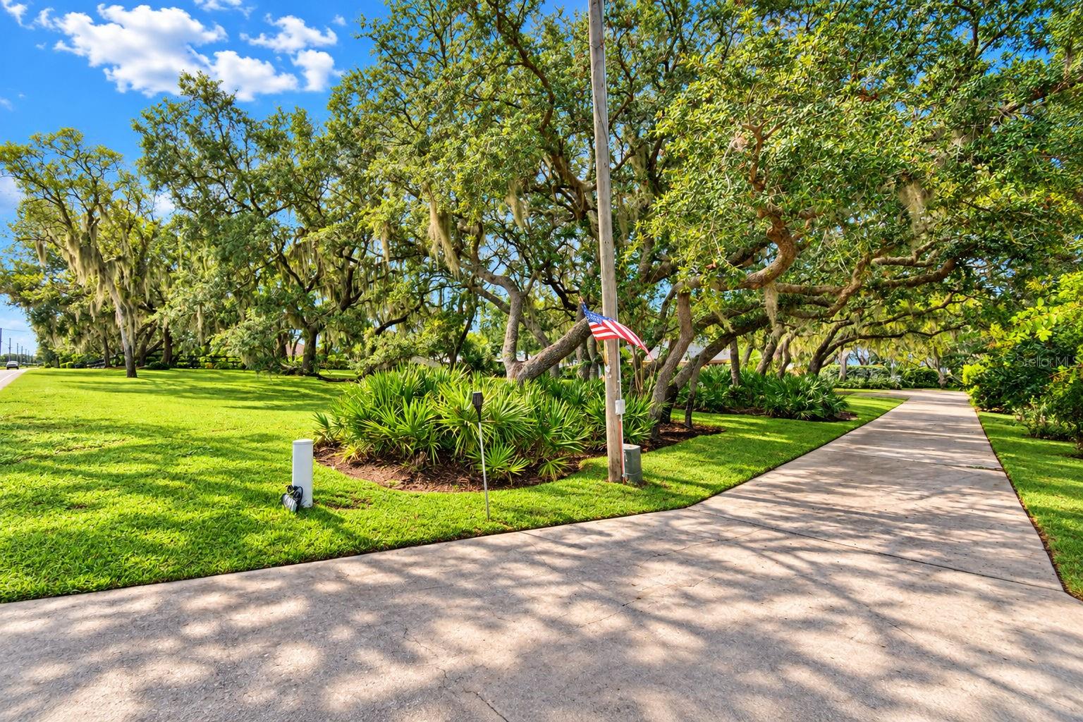 2391 S LAKE REEDY BOULEVARD, Frostproof, FL 33843