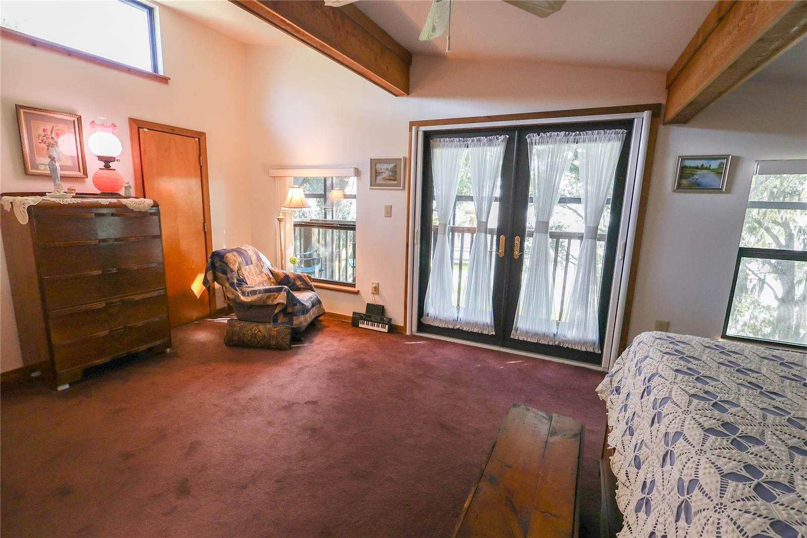 733 N LAKE REEDY BOULEVARD, Frostproof, FL 33843