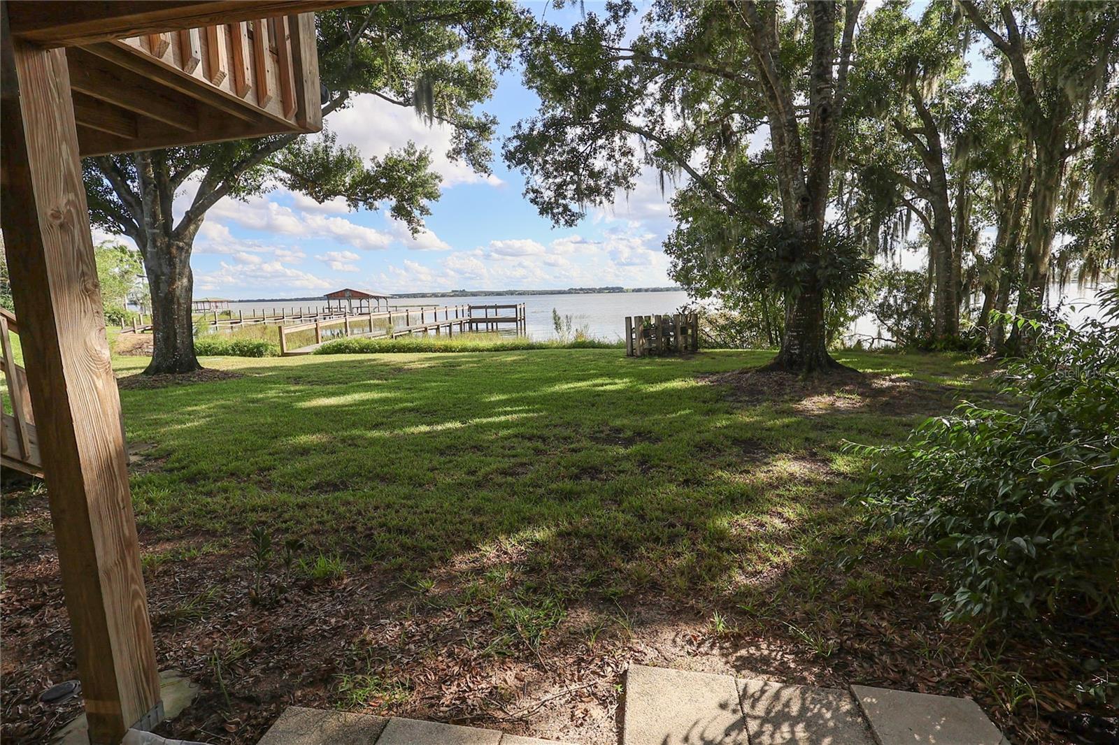 733 N LAKE REEDY BOULEVARD, Frostproof, FL 33843