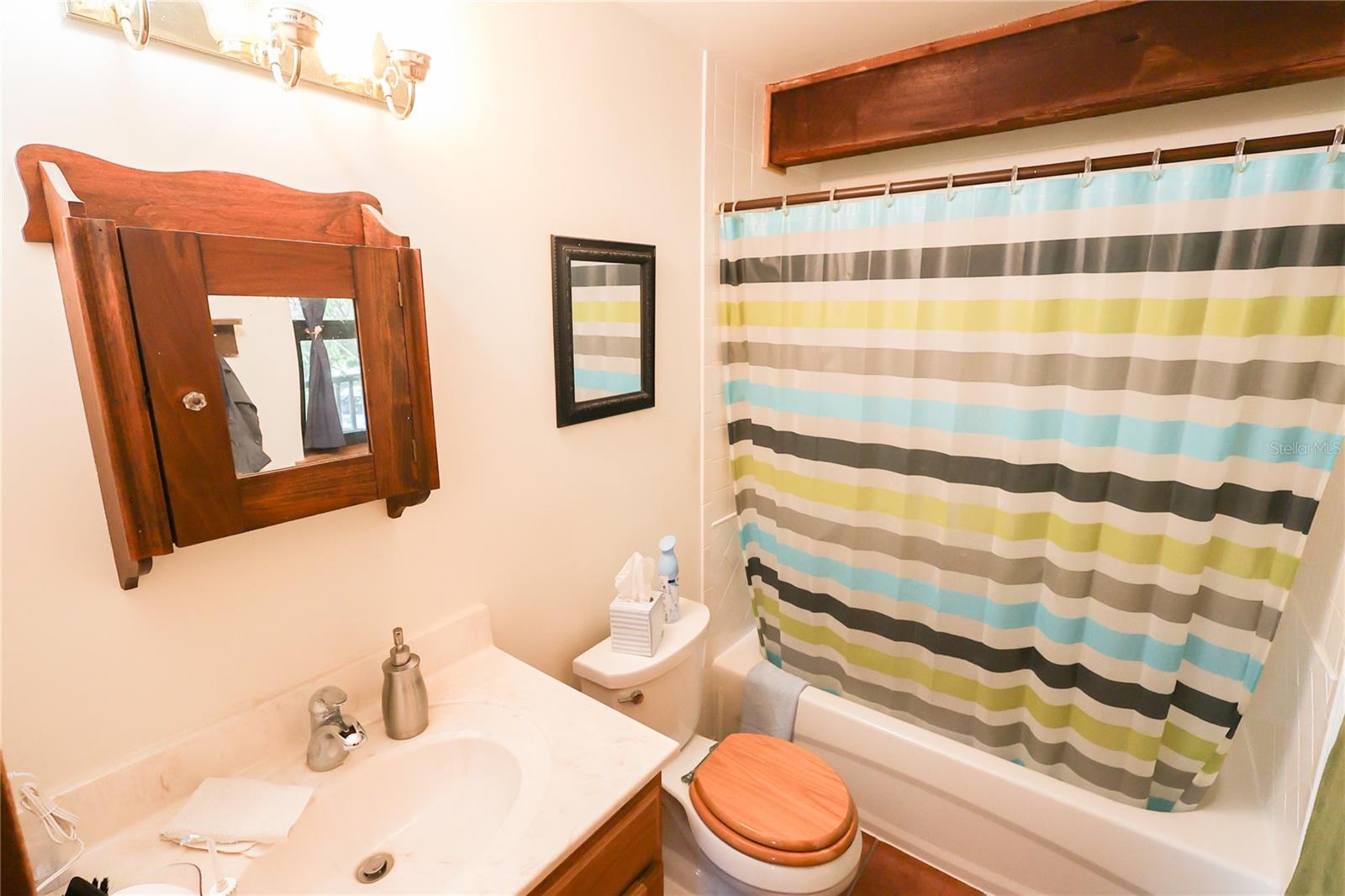 733 N LAKE REEDY BOULEVARD, Frostproof, FL 33843