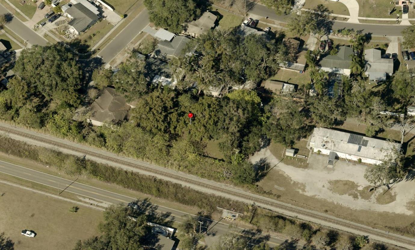 122 W CLAY AVENUE, Brandon, FL 33510 122 W CLAY AVENUE, Brandon, FL 33510