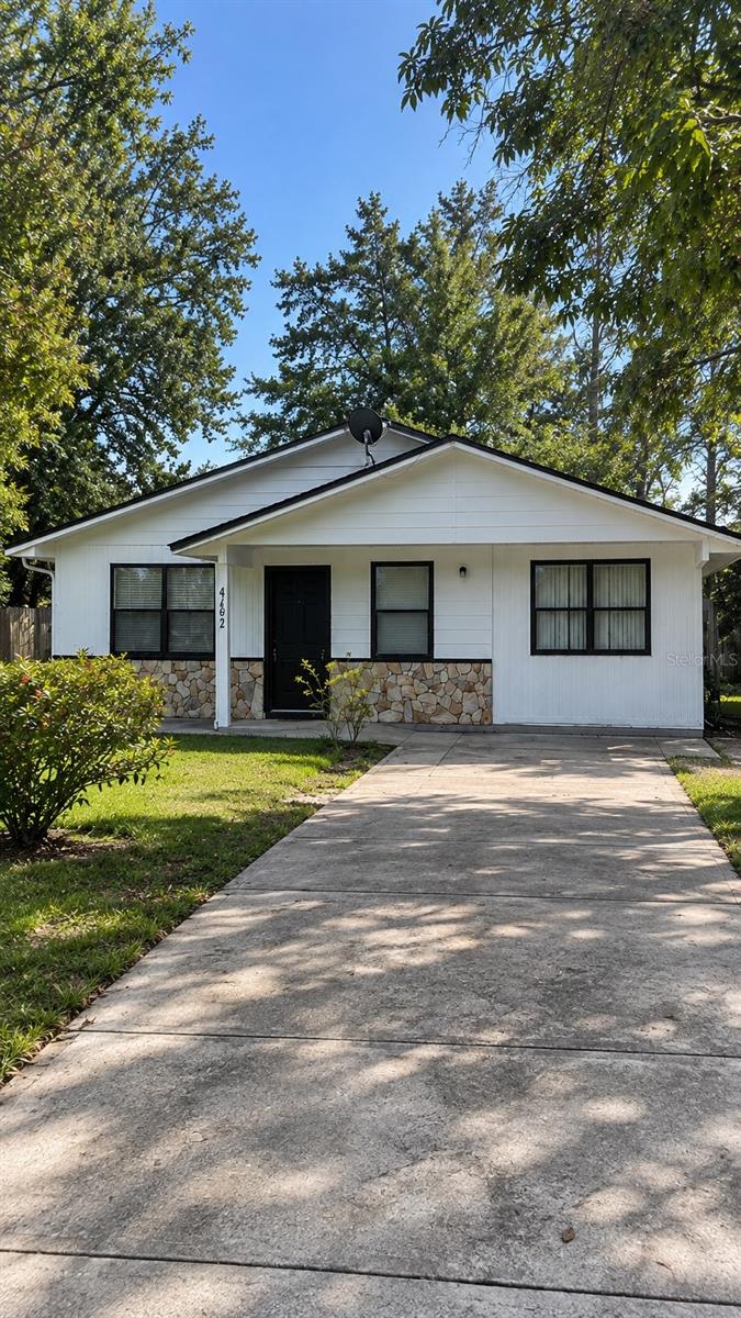 462 SALLY ST, Green Cove Springs, FL 32043 462 SALLY ST, Green Cove Springs, FL 32043