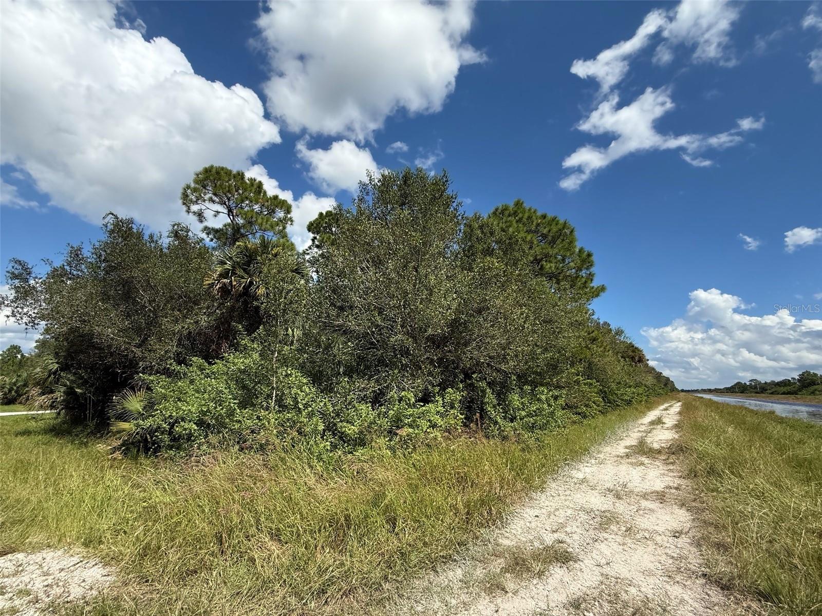 6000 VERA AVENUE N, Lehigh Acres, FL 33971 6000 VERA AVENUE N, Lehigh Acres, FL 33971
