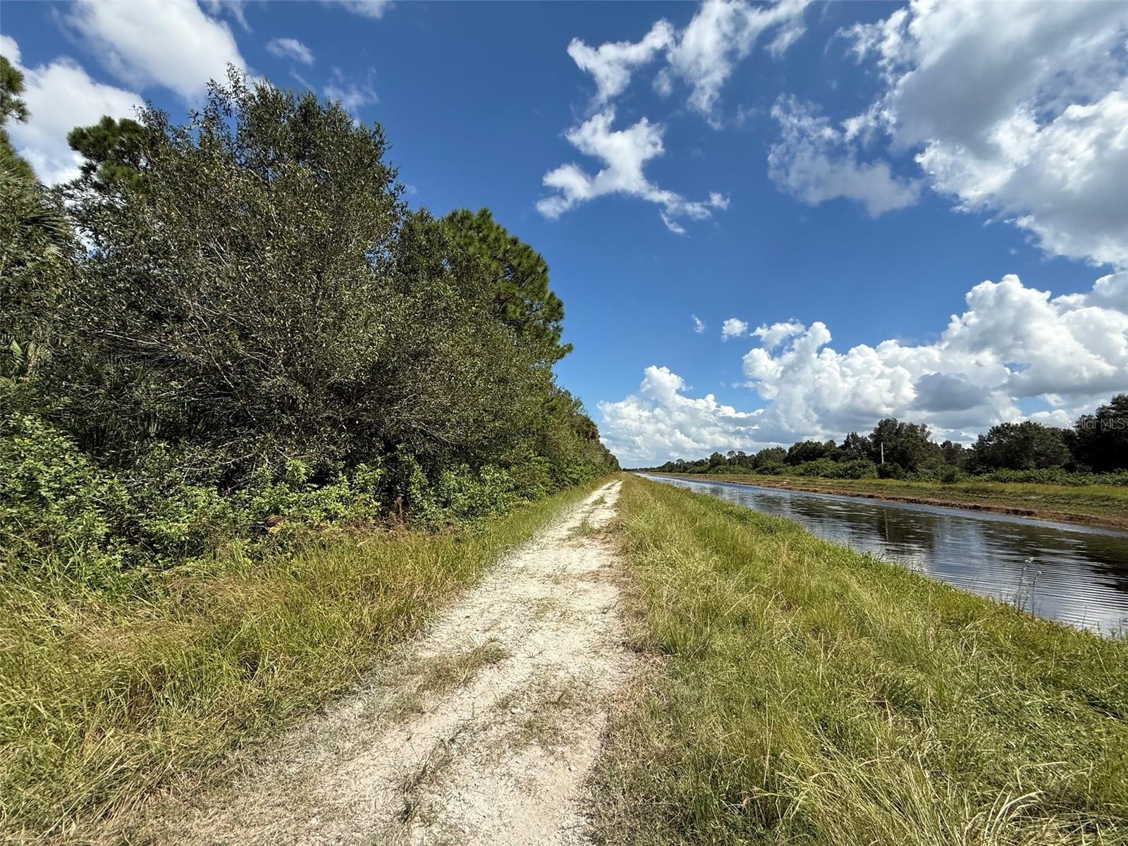 6000 VERA AVENUE N, Lehigh Acres, FL 33971 6000 VERA AVENUE N, Lehigh Acres, FL 33971