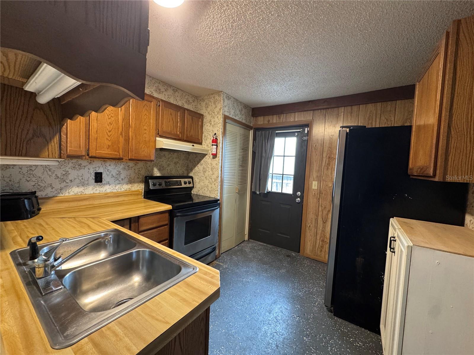 630 N CROOKED LAKE DRIVE, Babson Park, FL 33827