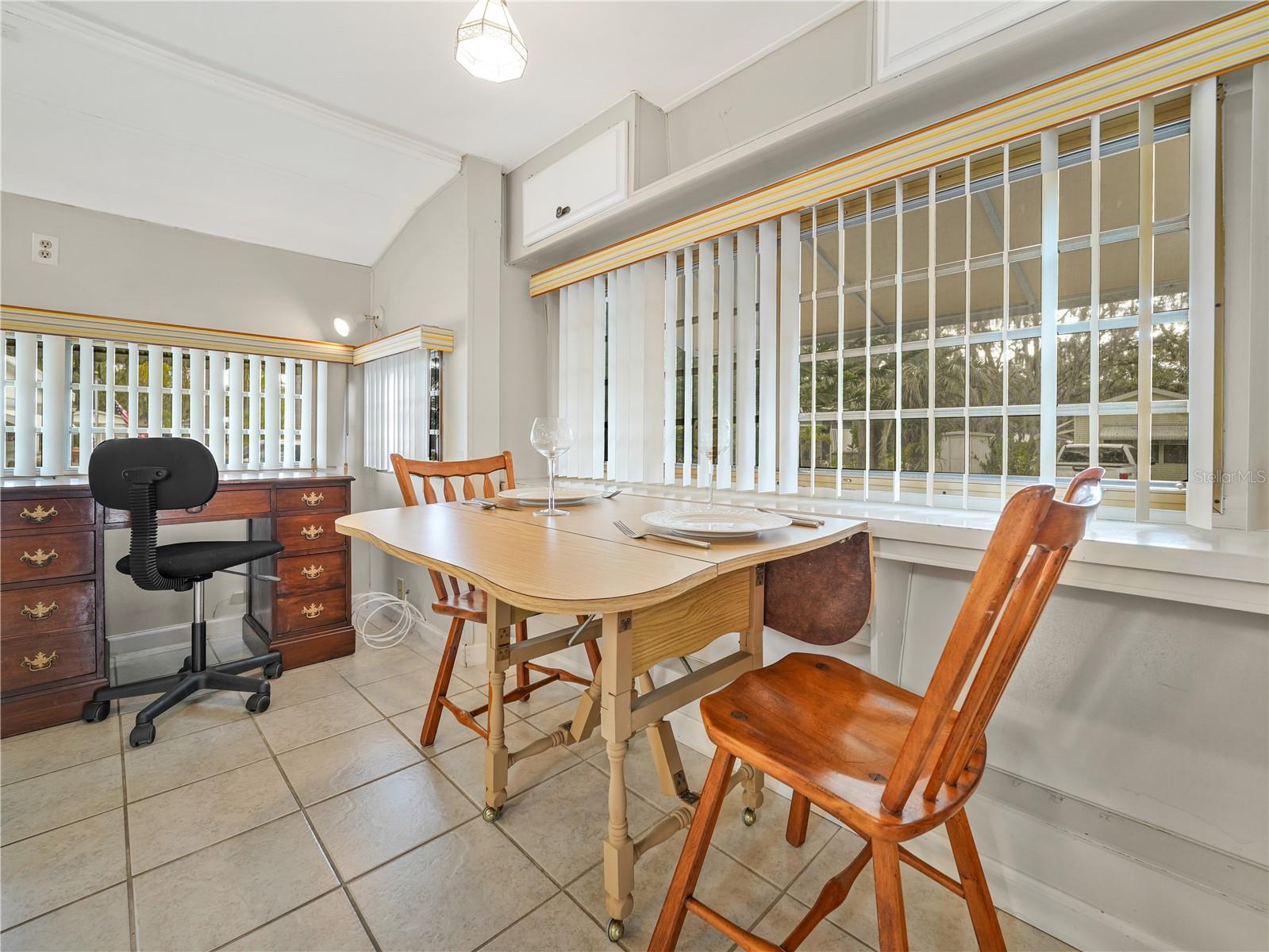 72 SILVERSIDES STREET, Lake Wales, FL 33898 72 SILVERSIDES STREET, Lake Wales, FL 33898