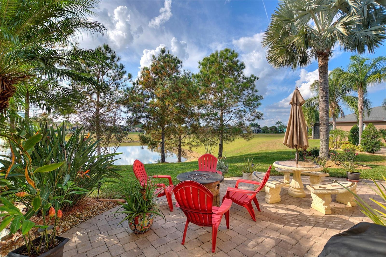 548 NARROW POND ROAD, Polk City, FL 33868