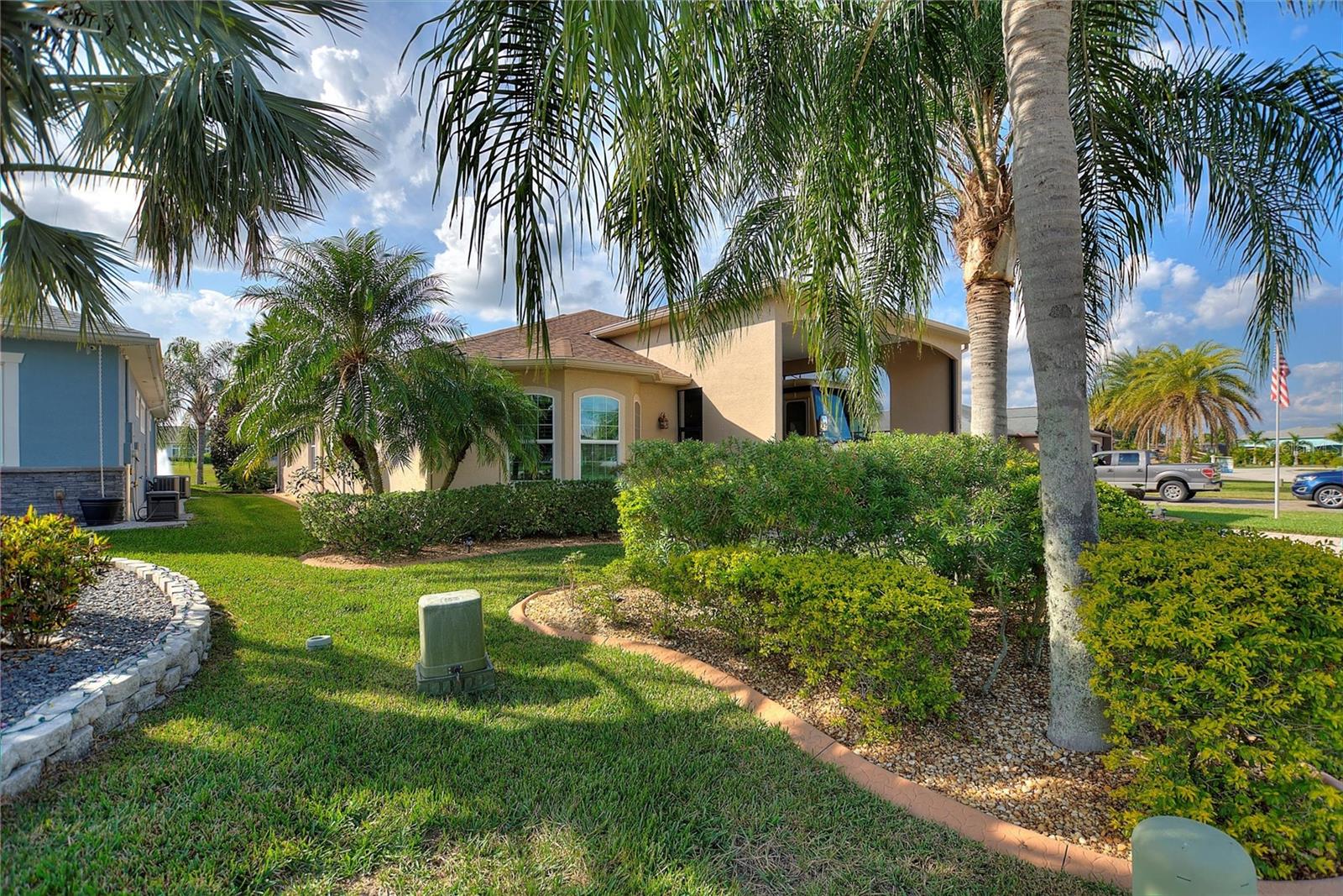 548 NARROW POND ROAD, Polk City, FL 33868