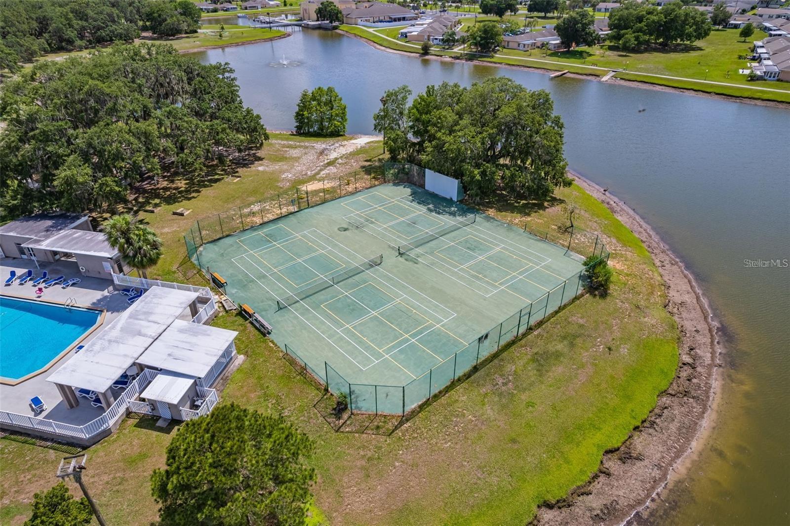 3013 CLUB CIRCLE, Lakeshore, FL 33854