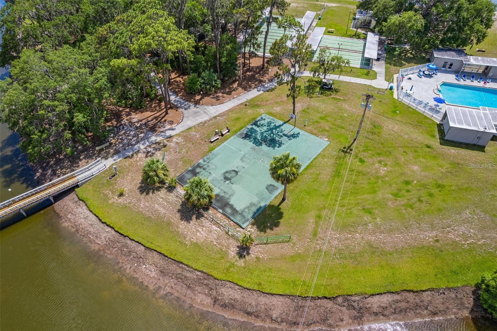 3013 CLUB CIRCLE, Lakeshore, FL 33854